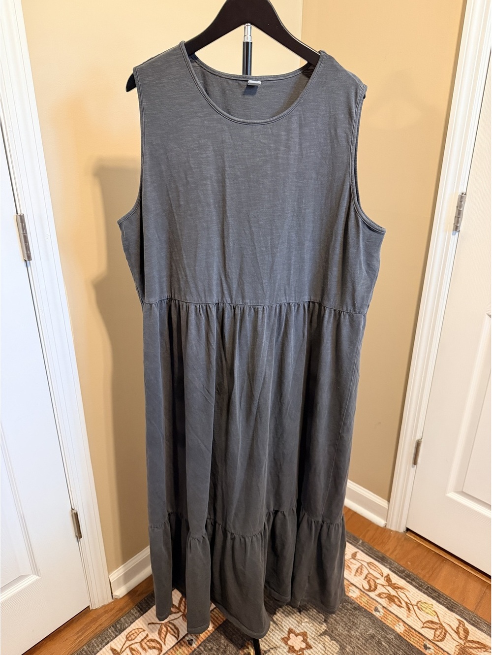 Old Navy Gray Sleeveless Tiered Midi Dress Women XXL